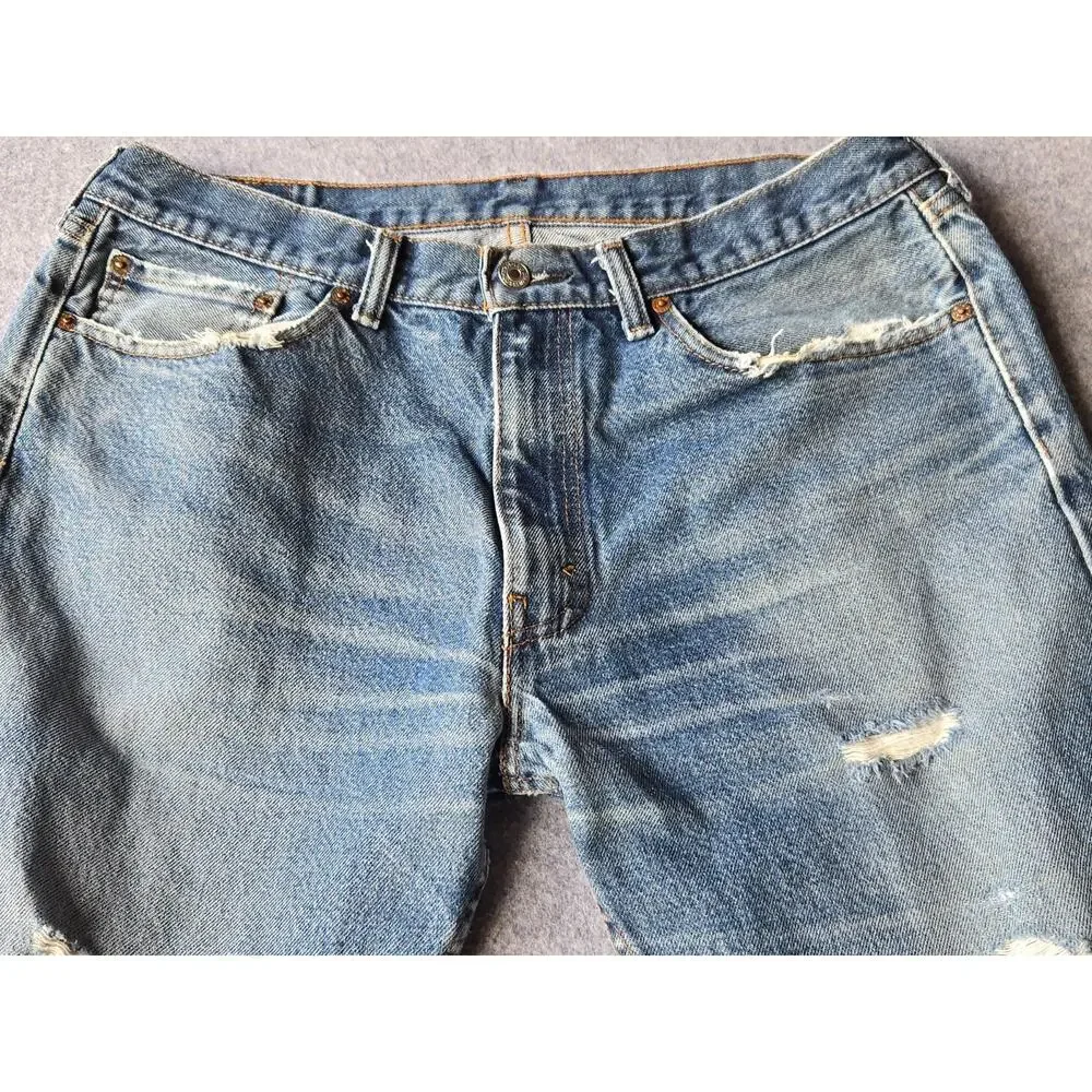 Levi's Men's 505 Jeans Distressed Med Wash Straight Leg Med Rise 34x30